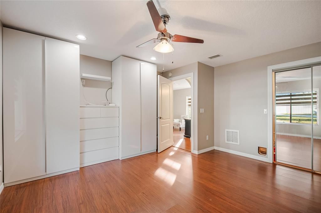 En Venta: $1,199,900 (5 camas, 5 baños, 4981 Pies cuadrados)