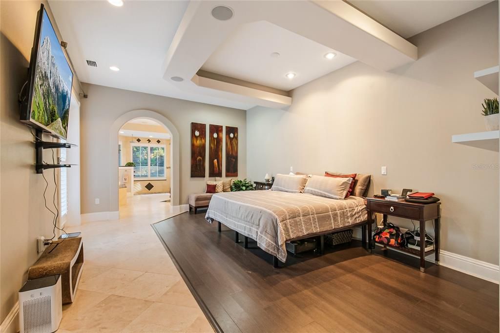 En Venta: $1,199,900 (5 camas, 5 baños, 4981 Pies cuadrados)