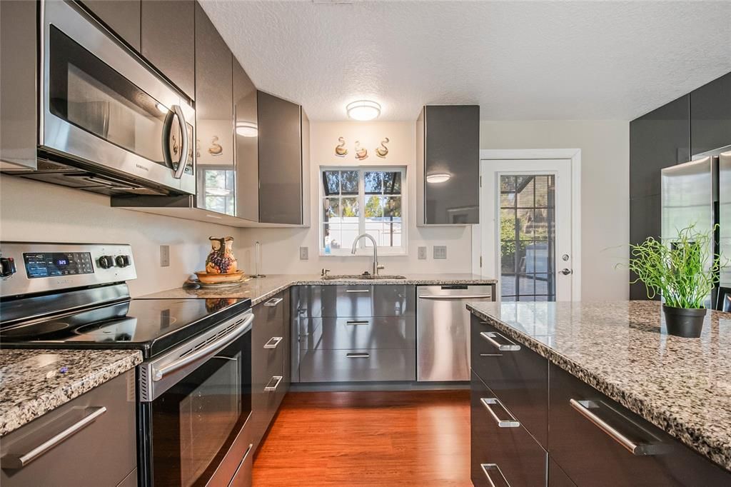 En Venta: $1,199,900 (5 camas, 5 baños, 4981 Pies cuadrados)