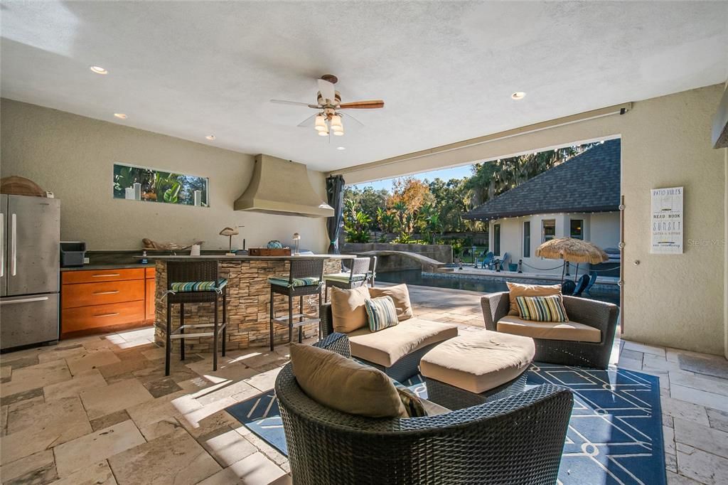 En Venta: $1,199,900 (5 camas, 5 baños, 4981 Pies cuadrados)