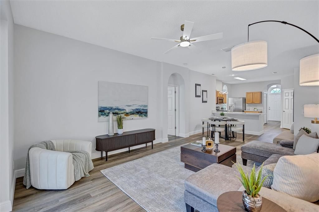 待售: $469,000 (4 贝兹, 2 浴室, 1825 平方英尺)