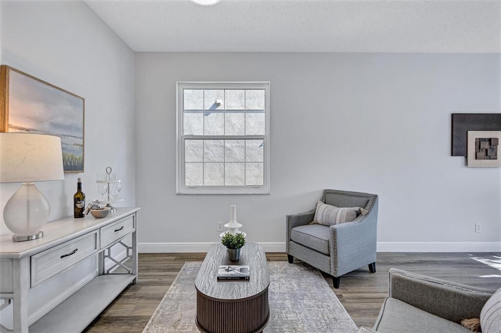 待售: $469,000 (4 贝兹, 2 浴室, 1825 平方英尺)