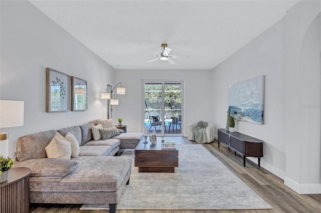 待售: $469,000 (4 贝兹, 2 浴室, 1825 平方英尺)