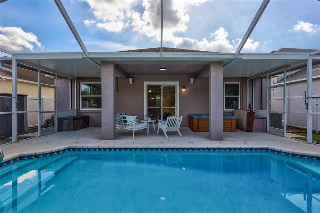 待售: $469,000 (4 贝兹, 2 浴室, 1825 平方英尺)