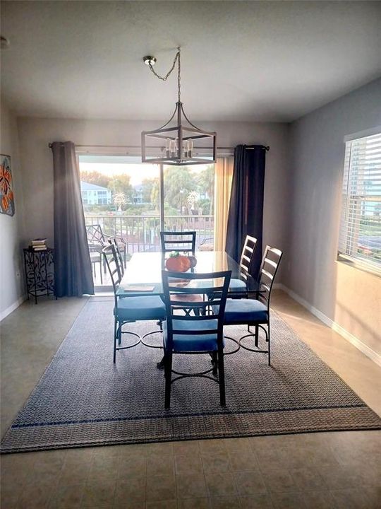 En Venta: $210,000 (2 camas, 2 baños, 1168 Pies cuadrados)