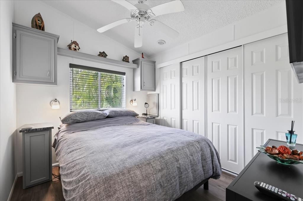 待售: $199,990 (2 贝兹, 2 浴室, 748 平方英尺)