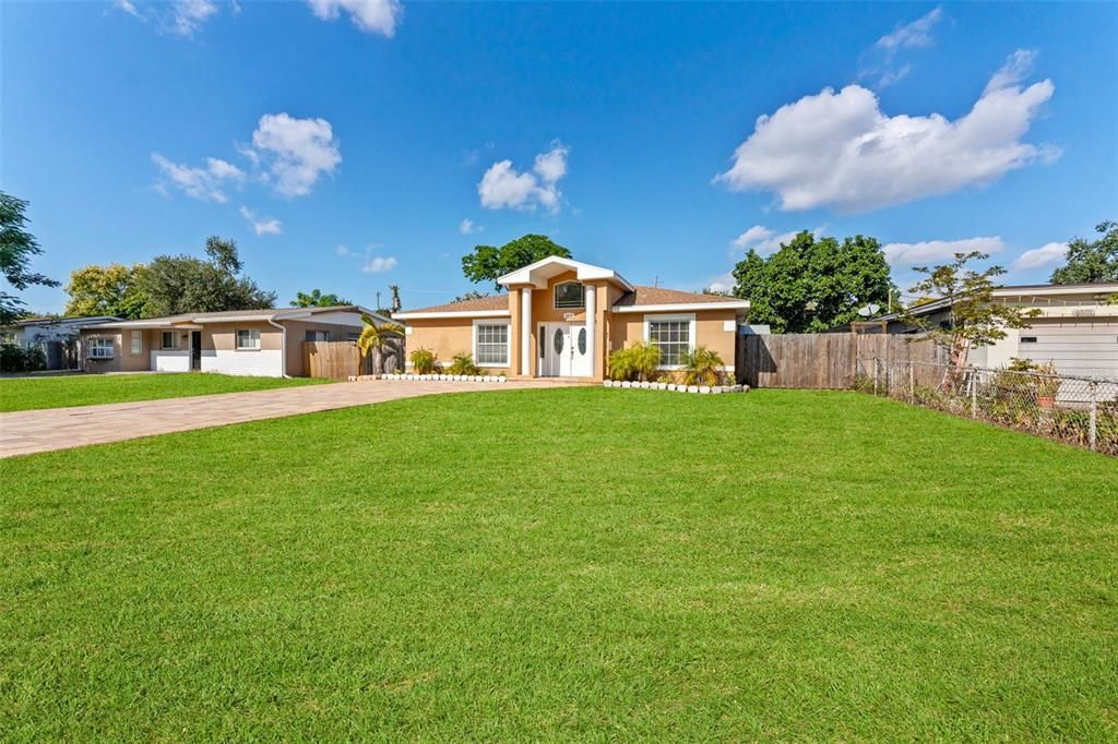 For Sale: $648,000 (4 beds, 3 baths, 2112 Square Feet)