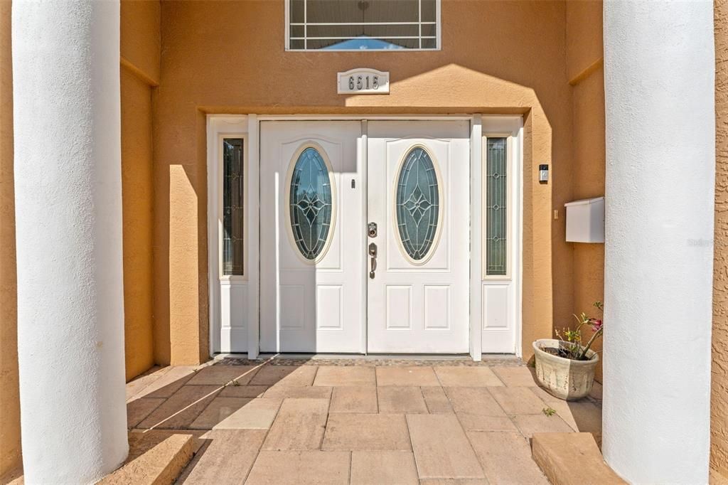 For Sale: $648,000 (4 beds, 3 baths, 2112 Square Feet)