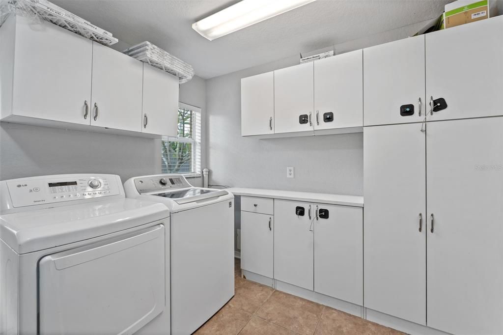 For Sale: $648,000 (4 beds, 3 baths, 2112 Square Feet)