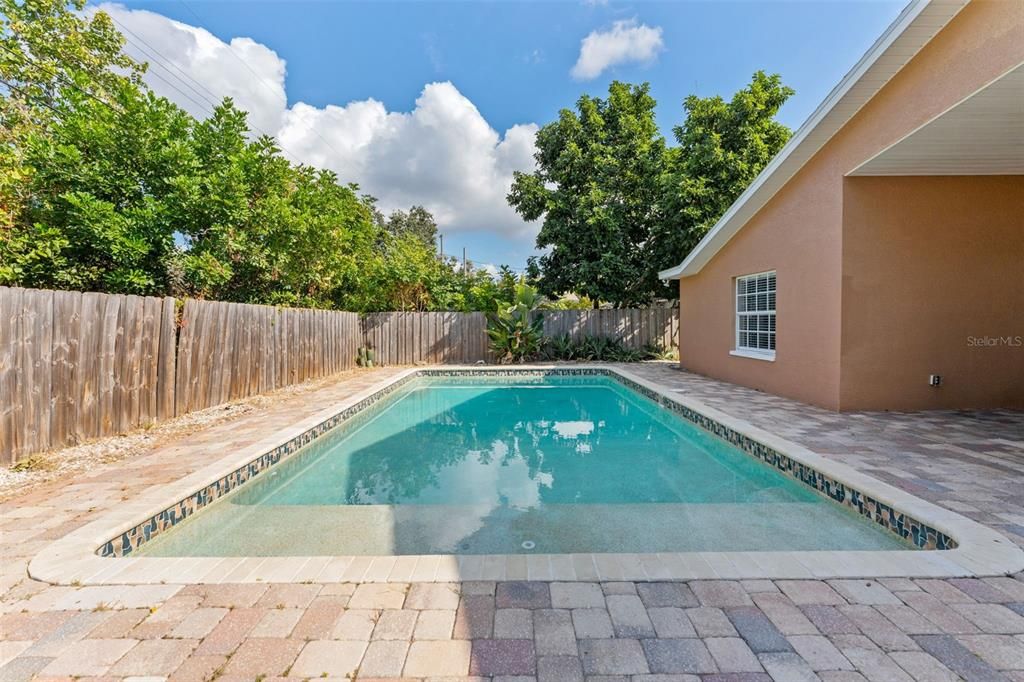 For Sale: $648,000 (4 beds, 3 baths, 2112 Square Feet)