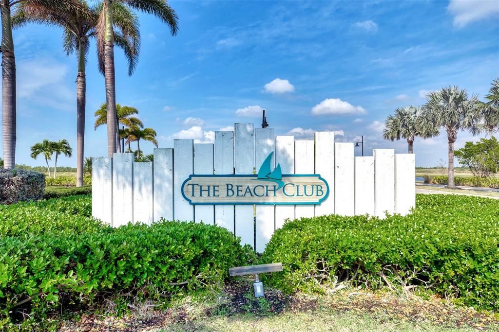 En Venta: $894,000 (2 camas, 2 baños, 2167 Pies cuadrados)