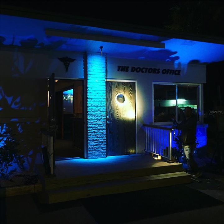 En Venta: $3,150,000 (4 camas, 3 baños, 2701 Pies cuadrados)