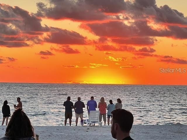 En Venta: $3,150,000 (4 camas, 3 baños, 2701 Pies cuadrados)