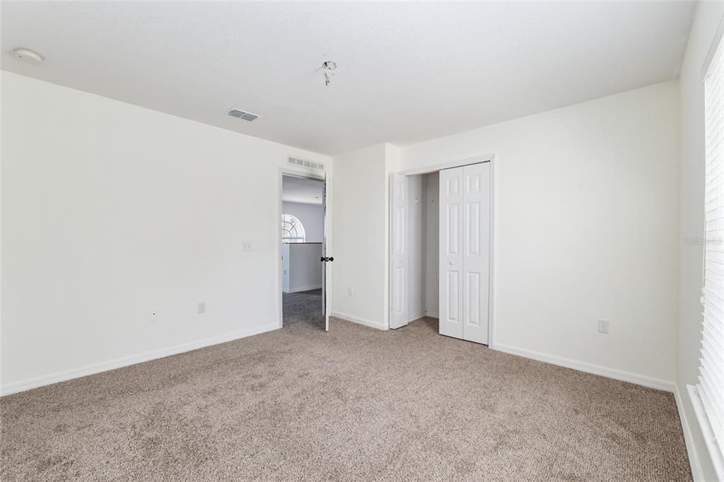 Под контрактом: $350,000 (5 спален, 2 ванн, 2906 Квадратных фут)