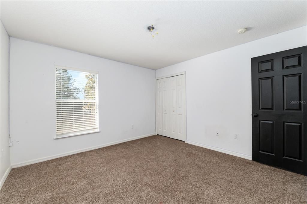 Под контрактом: $350,000 (5 спален, 2 ванн, 2906 Квадратных фут)