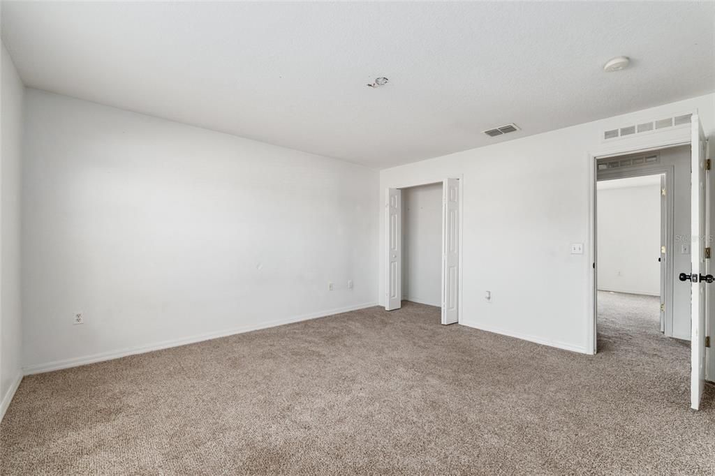 Под контрактом: $350,000 (5 спален, 2 ванн, 2906 Квадратных фут)