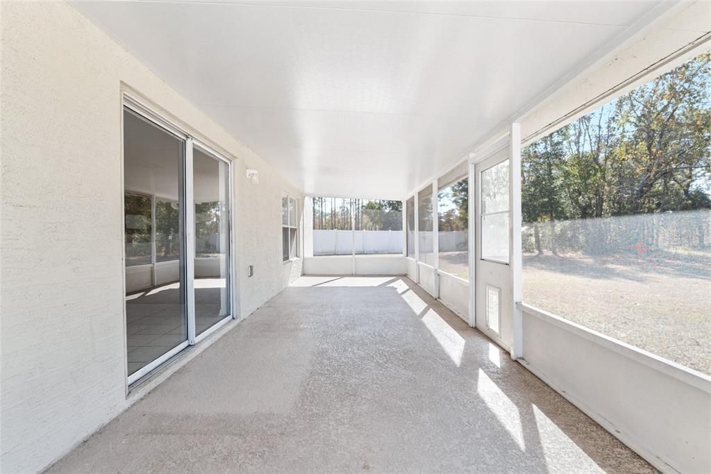 Под контрактом: $350,000 (5 спален, 2 ванн, 2906 Квадратных фут)