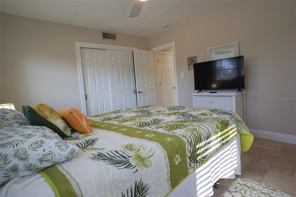 For Rent: $8,000 (3 beds, 3 baths, 2056 Square Feet)