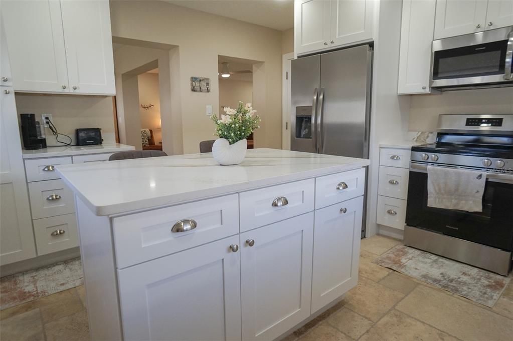 For Rent: $8,000 (3 beds, 3 baths, 2056 Square Feet)