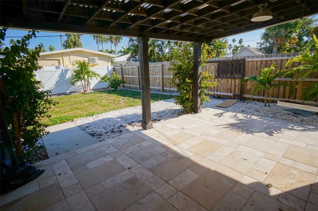 For Rent: $8,000 (3 beds, 3 baths, 2056 Square Feet)