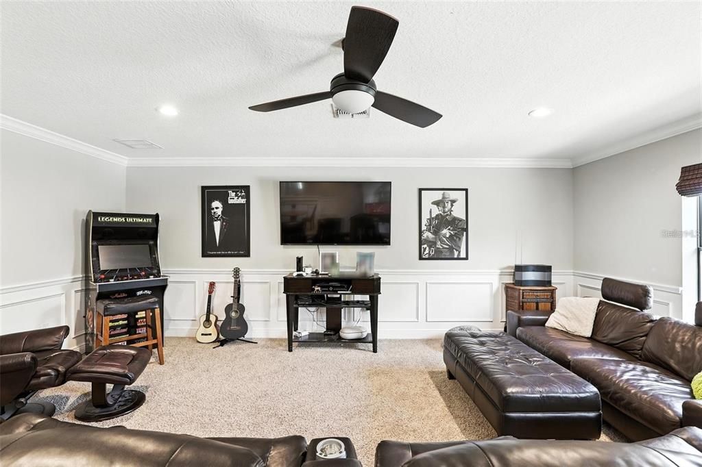 На продажу: $895,000 (5 спален, 3 ванн, 3620 Квадратных фут)