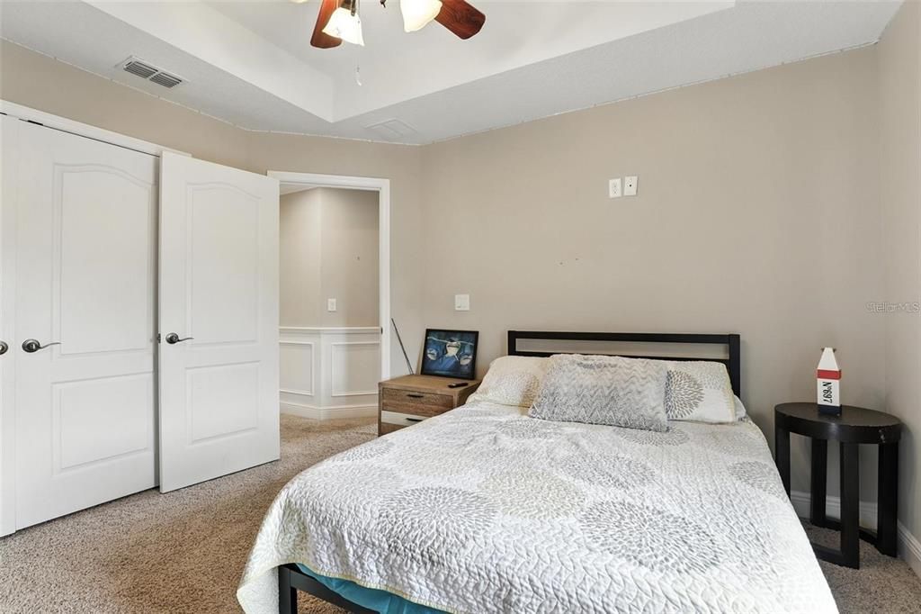 На продажу: $895,000 (5 спален, 3 ванн, 3620 Квадратных фут)