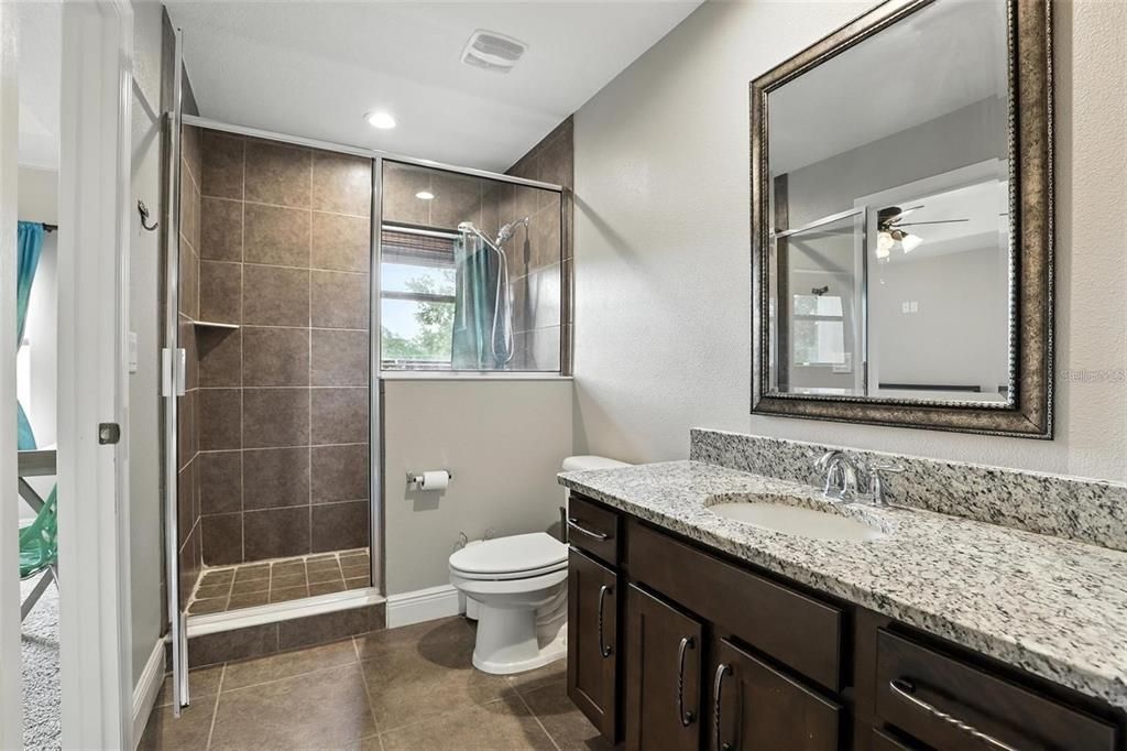 На продажу: $895,000 (5 спален, 3 ванн, 3620 Квадратных фут)