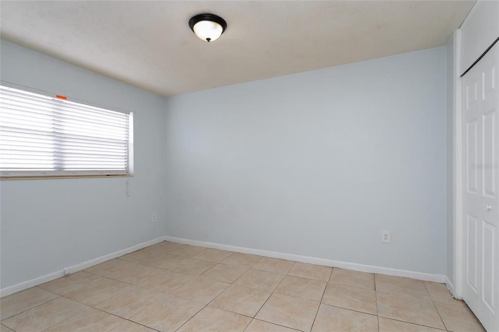 For Rent: $1,325 (1 beds, 1 baths, 557 Square Feet)