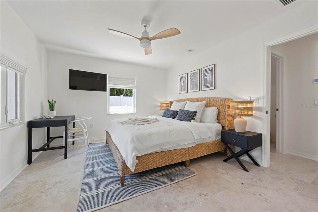 For Sale: $1,649,000 (3 beds, 2 baths, 1777 Square Feet)