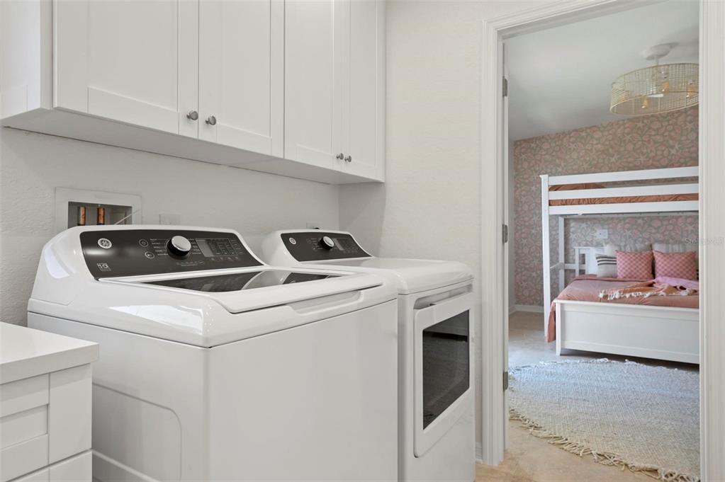 For Sale: $1,649,000 (3 beds, 2 baths, 1777 Square Feet)