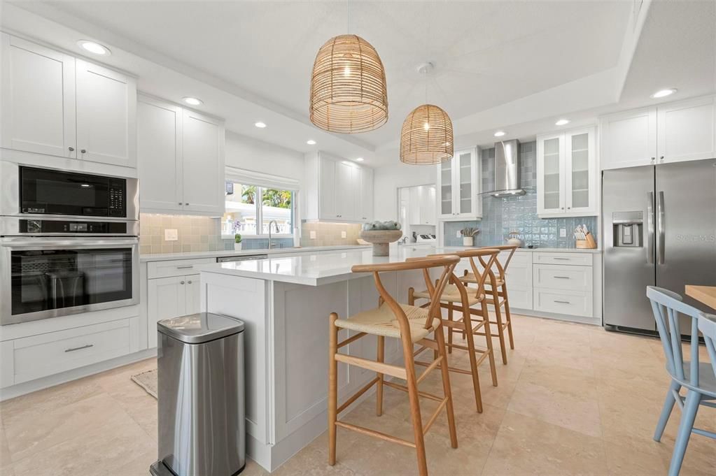 For Sale: $1,649,000 (3 beds, 2 baths, 1777 Square Feet)