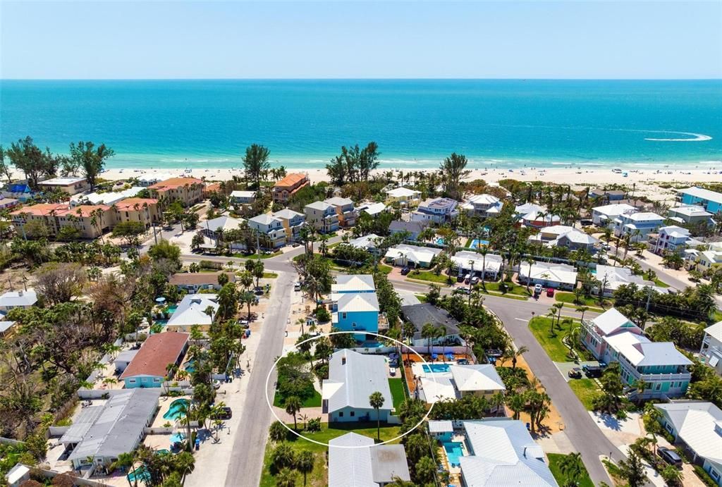 For Sale: $1,649,000 (3 beds, 2 baths, 1777 Square Feet)