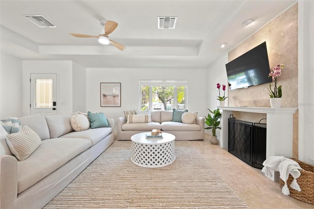 For Sale: $1,649,000 (3 beds, 2 baths, 1777 Square Feet)