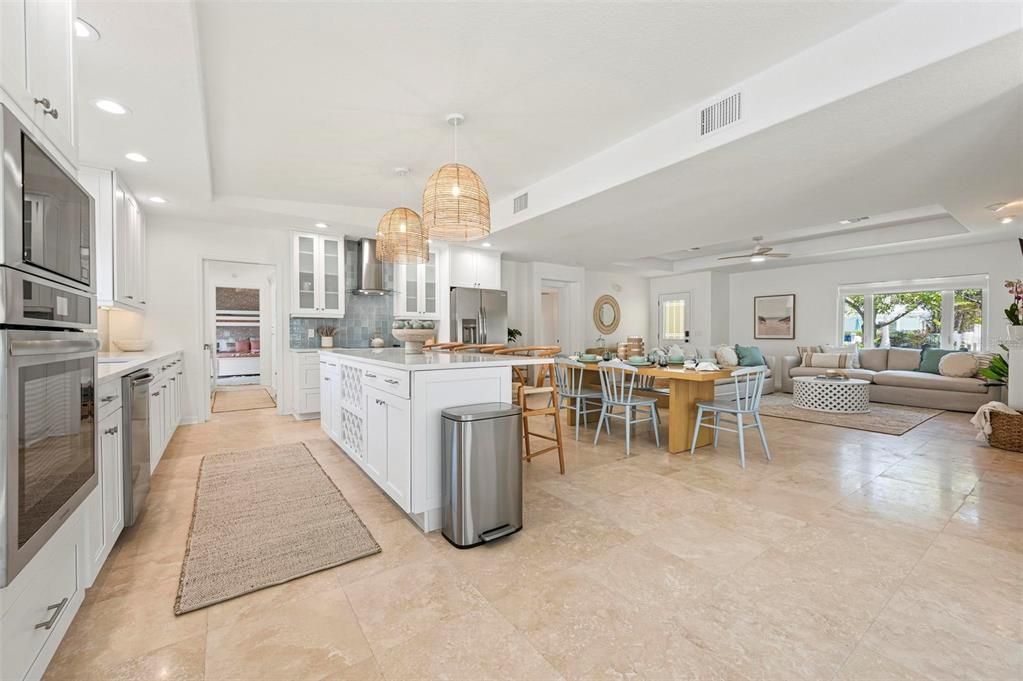 For Sale: $1,649,000 (3 beds, 2 baths, 1777 Square Feet)