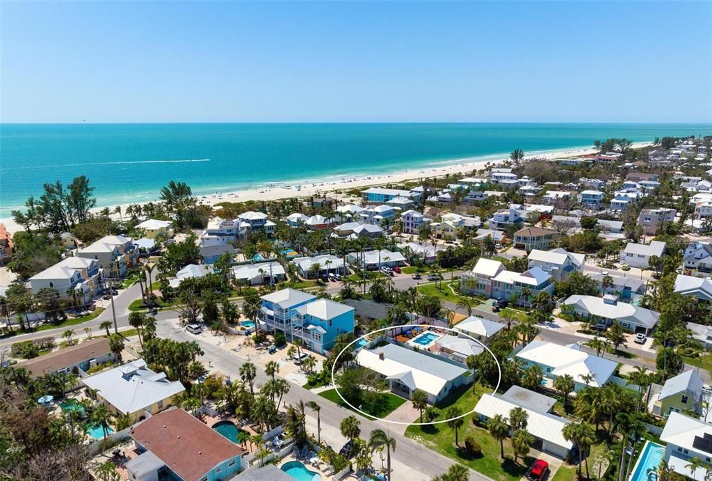 For Sale: $1,649,000 (3 beds, 2 baths, 1777 Square Feet)