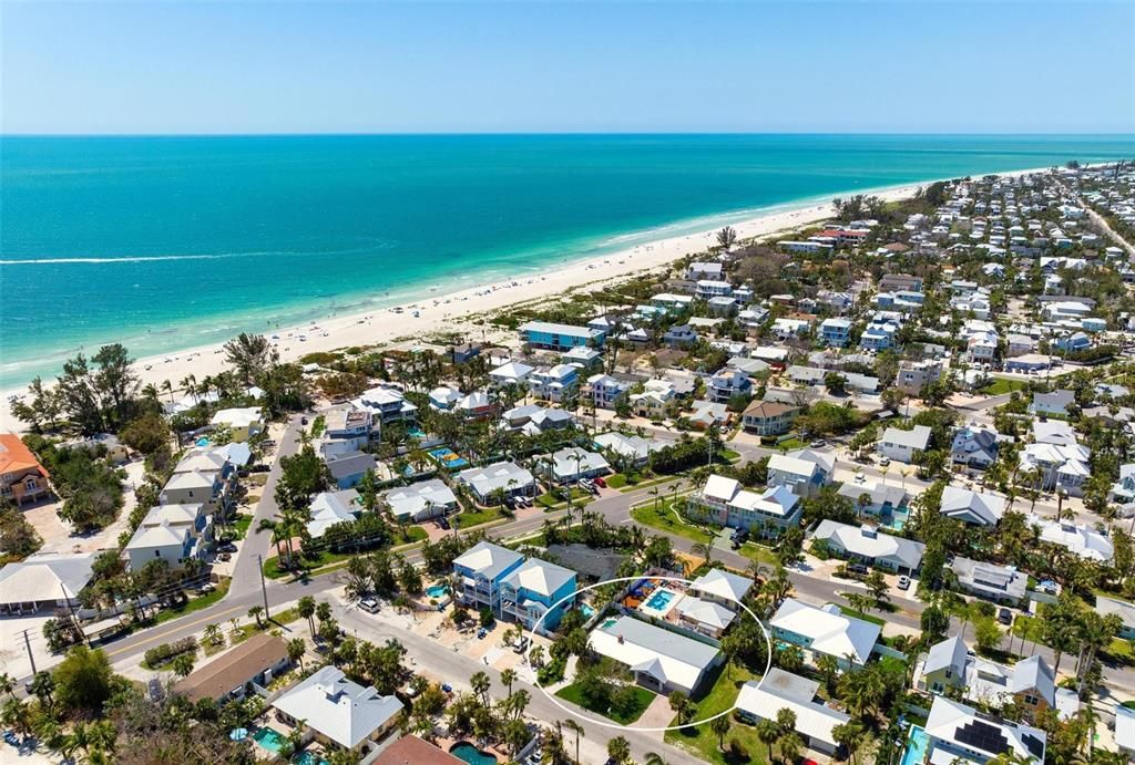 For Sale: $1,649,000 (3 beds, 2 baths, 1777 Square Feet)