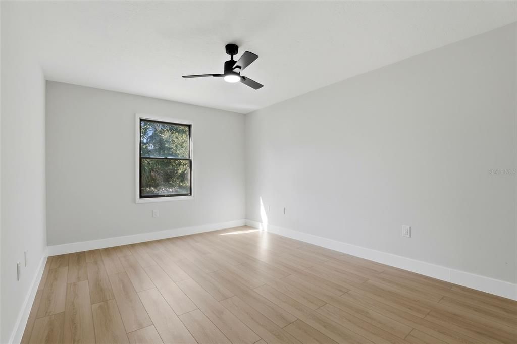 待售: $589,000 (4 贝兹, 3 浴室, 2403 平方英尺)