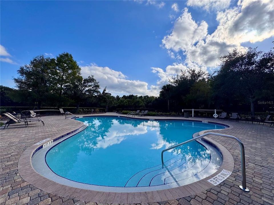 出租: $2,350 (3 贝兹, 2 浴室, 1498 平方英尺)