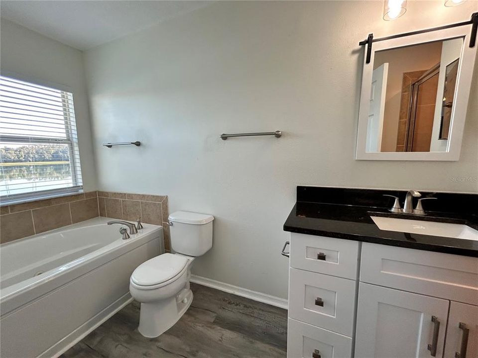 出租: $2,350 (3 贝兹, 2 浴室, 1498 平方英尺)