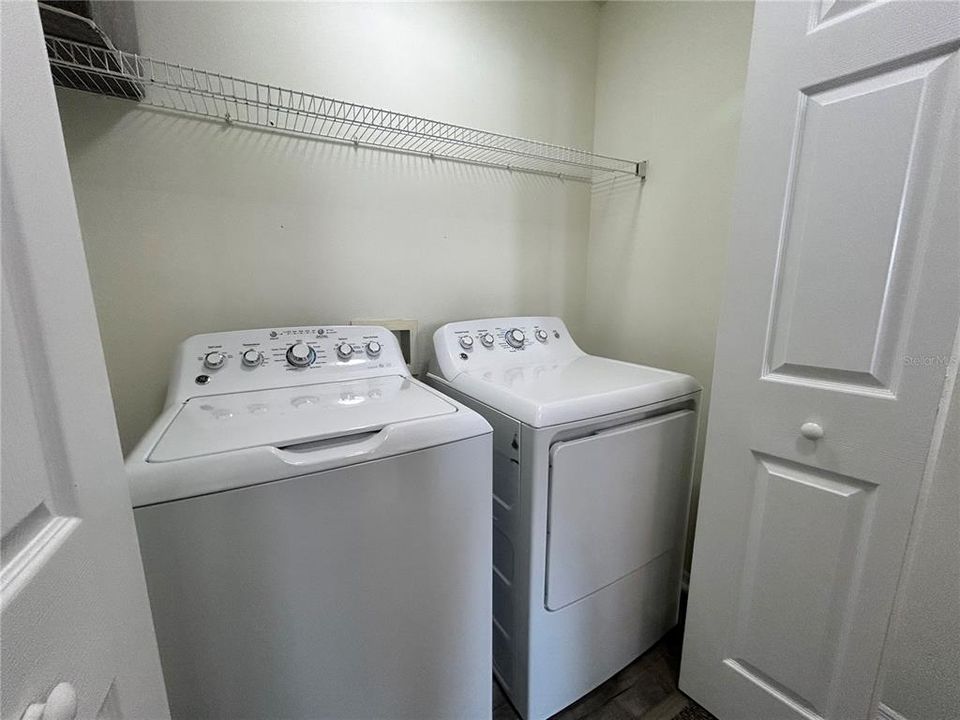 出租: $2,350 (3 贝兹, 2 浴室, 1498 平方英尺)