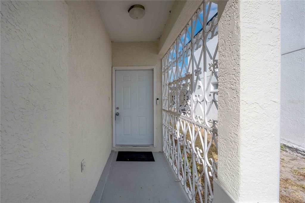 待售: $375,000 (4 贝兹, 2 浴室, 1910 平方英尺)