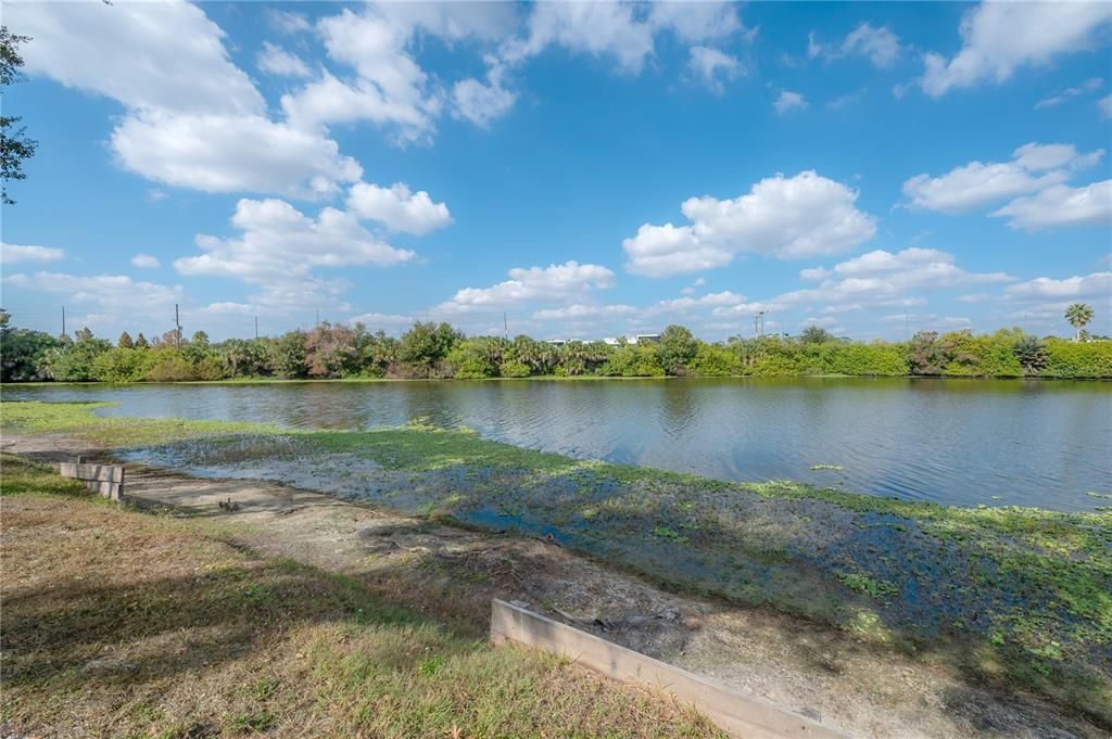 待售: $375,000 (4 贝兹, 2 浴室, 1910 平方英尺)