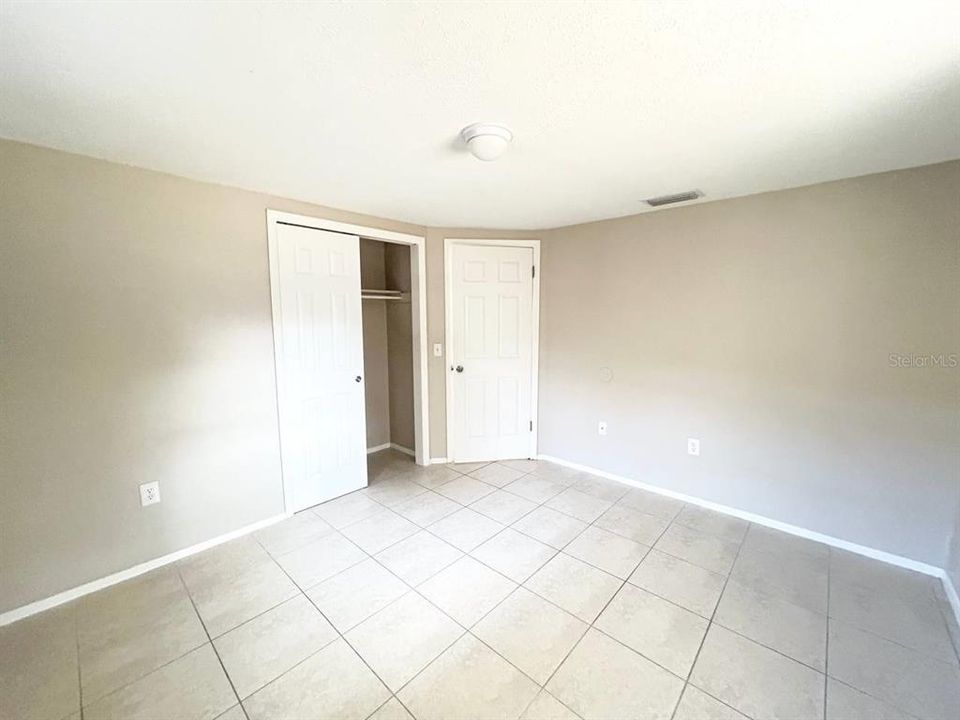 For Rent: $1,350 (2 beds, 1 baths, 676 Square Feet)