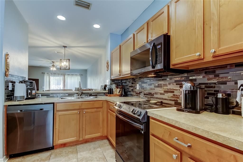 En Venta: $239,900 (2 camas, 2 baños, 1292 Pies cuadrados)