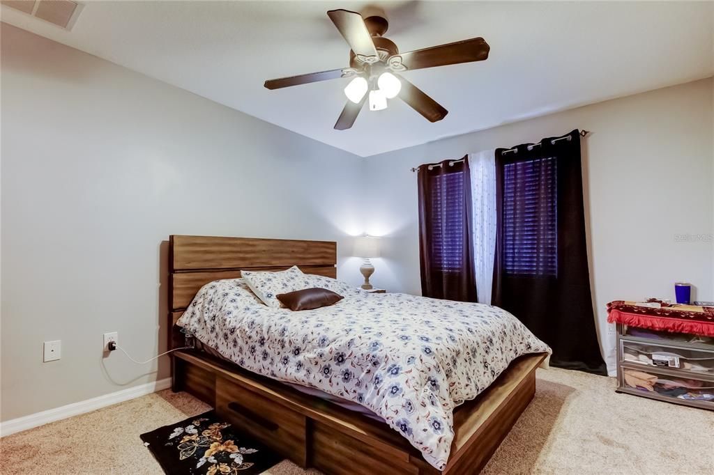 En Venta: $239,900 (2 camas, 2 baños, 1292 Pies cuadrados)