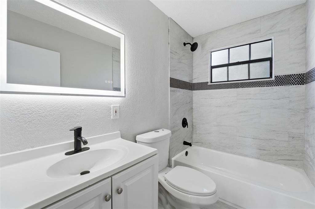 En Venta: $299,900 (3 camas, 1 baños, 1160 Pies cuadrados)