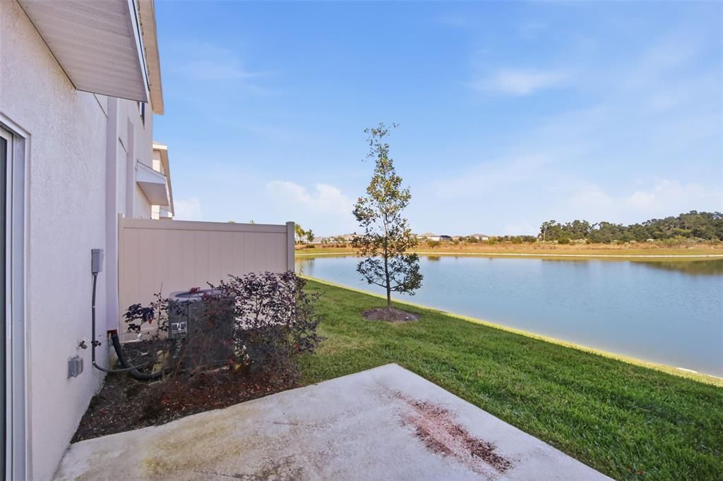 待售: $299,000 (3 贝兹, 2 浴室, 1373 平方英尺)