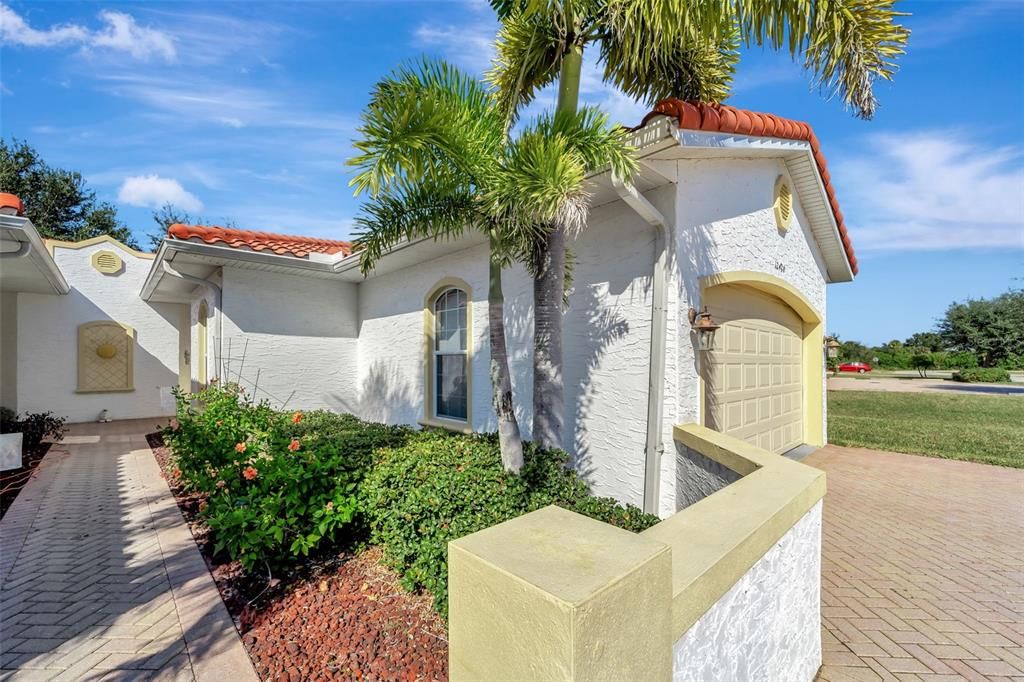 Под контрактом: $270,000 (3 спален, 2 ванн, 1532 Квадратных фут)