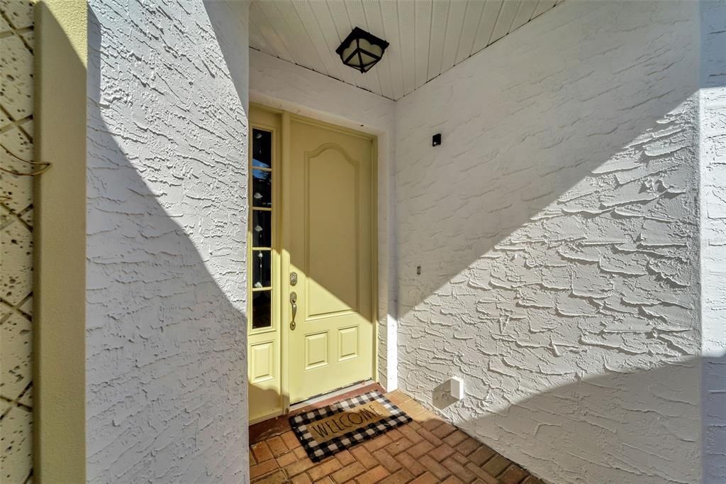 Под контрактом: $270,000 (3 спален, 2 ванн, 1532 Квадратных фут)