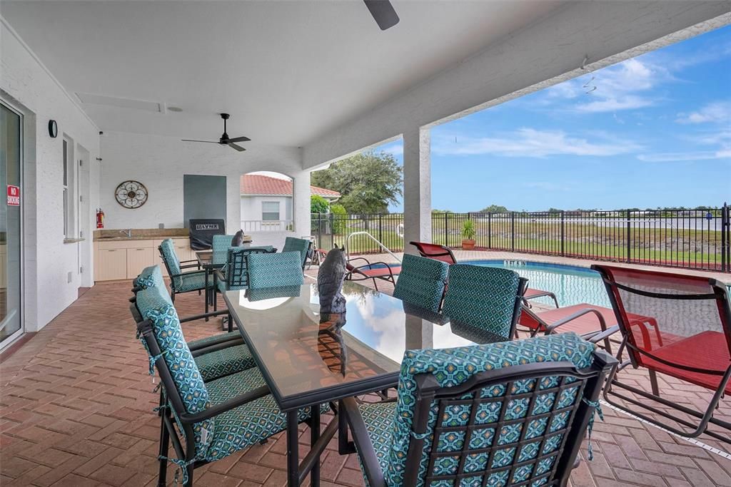 Под контрактом: $270,000 (3 спален, 2 ванн, 1532 Квадратных фут)